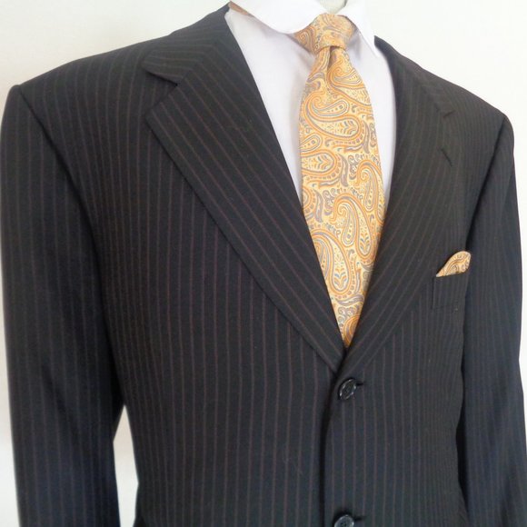 BRIONI FOR NEIMAN MARCUS 2 PIECE SUIT SIZE 48 R - Picture 4 of 8